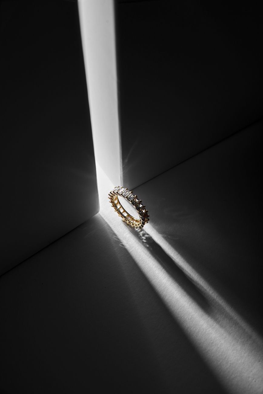 Juno Twist Band